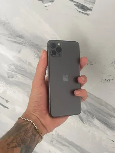 Vendo ou troca iPhone 11 Pro Max