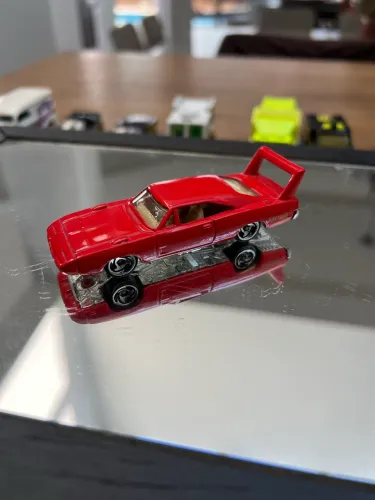 Hot Wheels Antigo Play Dodge Charger Daytona
