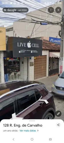 Casa em área comercial