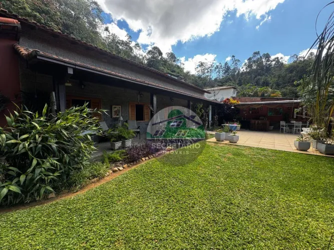 Casa à venda, 160 m² por R$ 1.100.000,00 - Itaipava - Petrópolis/RJ