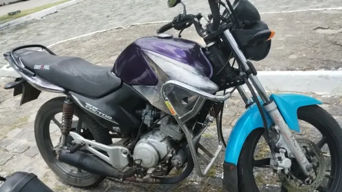 Vendo YBR 2010/2011- R$ 7.400,00