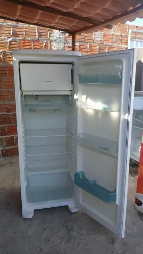 Geladeira Electrolux