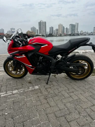 Honda CBR 650F