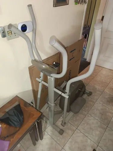 Elíptico athletic ( bicicleta de academia)