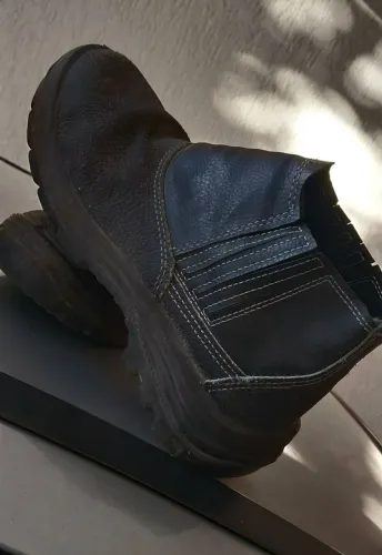 Sapato Bico de Aço número 43