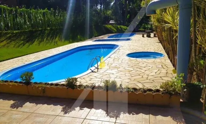 Próximo à rota do Vale Europeu, este terreno é ideal para quem busca investir ou construir