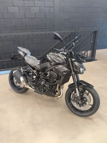 Z900