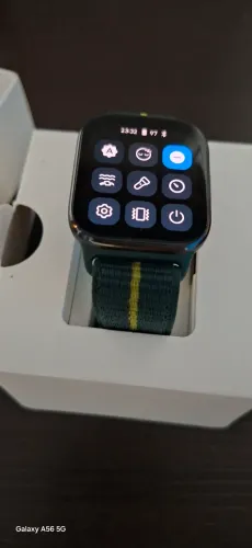 Moto Watch Fit