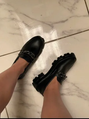 Mocassim preto feminino