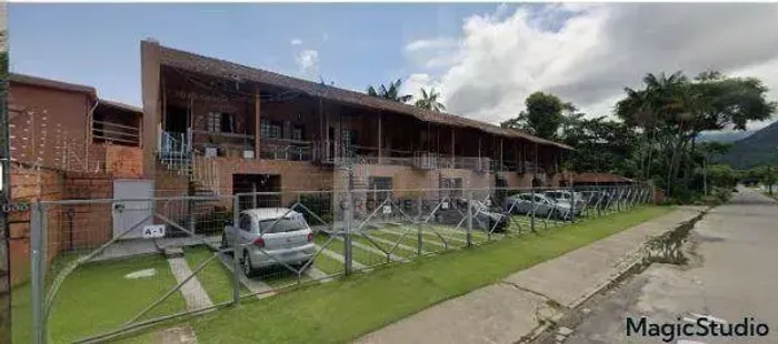 Apartamento Térreo na Praia Martim de Sá  Caraguatatuba/SP