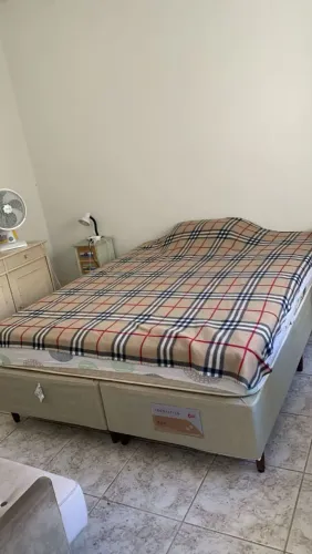 Cama de casal, Queen 