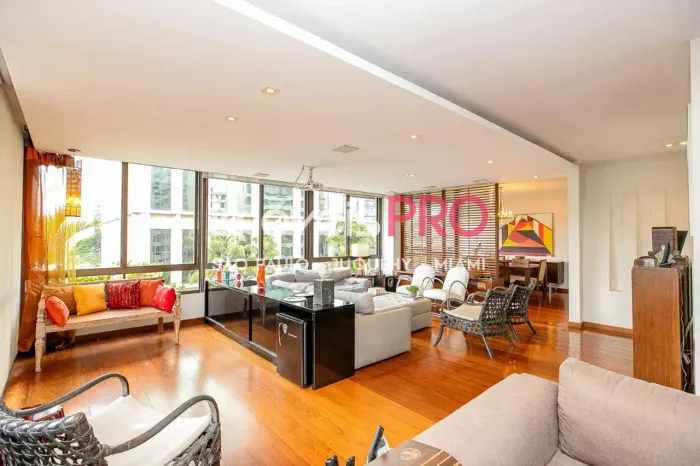Apartamento, Itaim Bibi - São Paulo