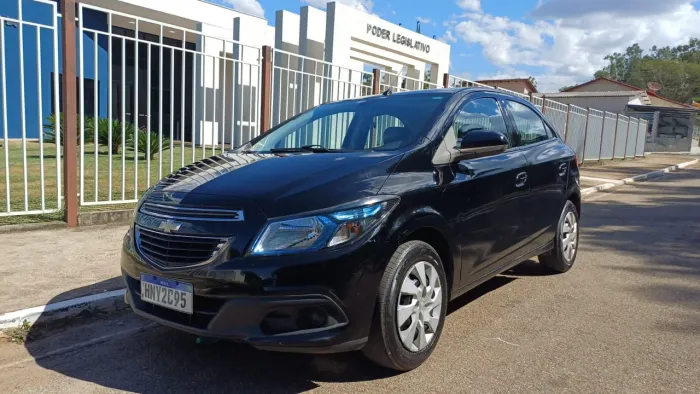 Chevrolet Onix Hatch LT 1.4 8V Flex Power Mec. 4P 2013