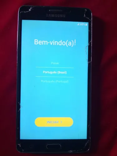 Celular j6