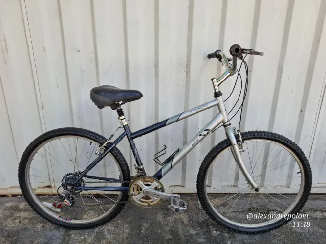BICICLETA KHS CHROMOLY ARO 26/21 MARCHAS SHIMANO.(POSSO ENTREGAR)