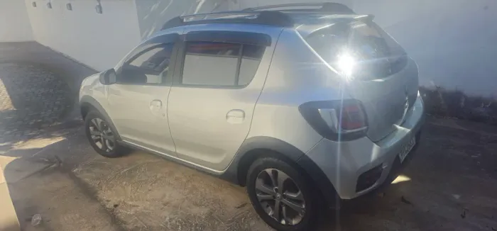 Renault Sandero Step. R. Curl Hi-power 1.6 8V 5P 2017
