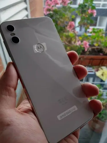 Motorola One Dual SIM 64 GB Branco 4 GB RAM. Aceito Proposta