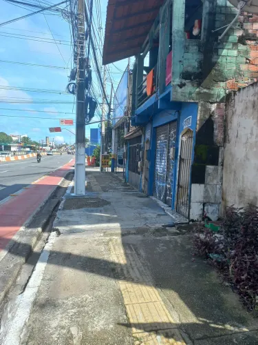 Vendo ou Alugo terreno medindo 6mx15m na Av. Júlio Cesar