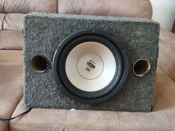 Caixa de Som Automotiva 12" Tornado 500W Funcionando 