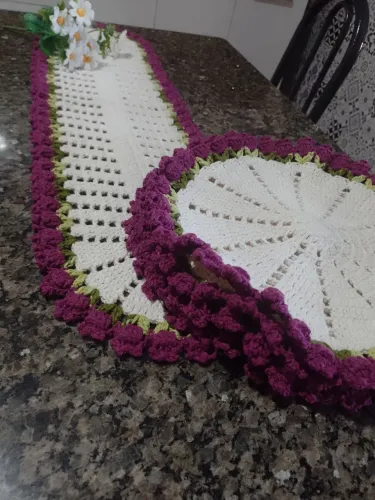 Trilho de mesa d crochê
