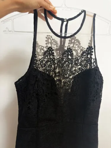 Vestido de renda preto
