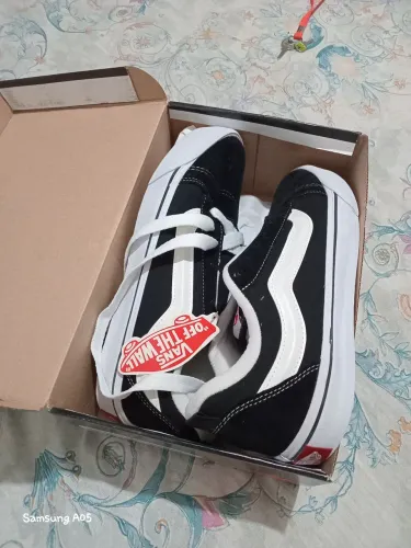 Vendendo tenis