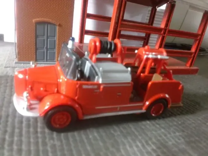 Miniatura Caminhão De Bombeiros 1960 Premier Secours Hotchkiss - Fab. Del Prado Esc. 1/64