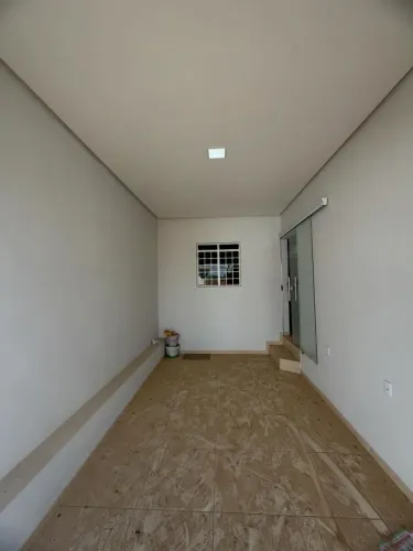 Br30- Casa a venda (Centro) Anguera