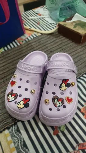 Babuche Nova Nunca Usada Com Bottons Minnie