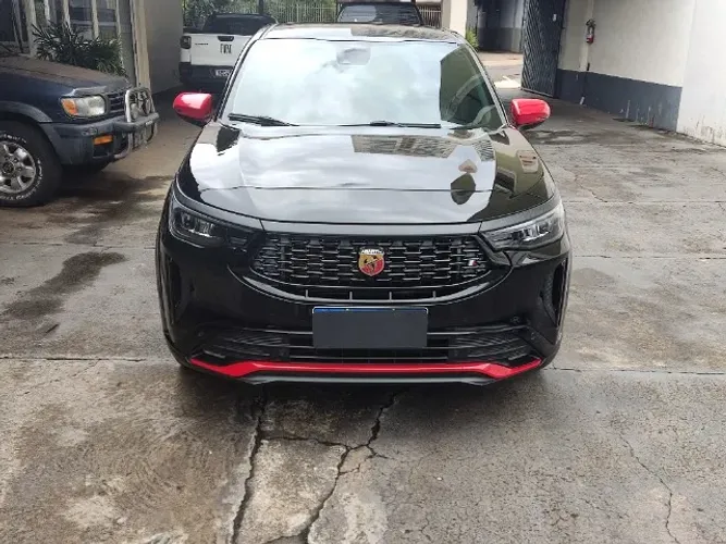 Fiat Fastback Abarth Turbo Flex 1.3 Aut. 2025