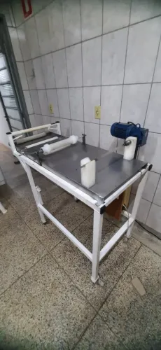 ENROLADOR DE MASSAS PARA PASTEL E LASANHA