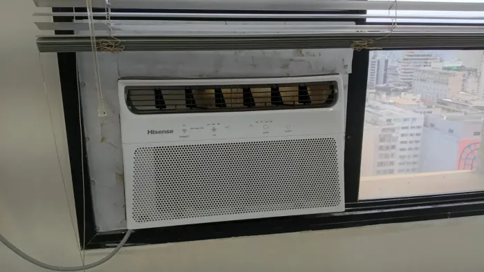 2 ar condicionado Hisense e Consul 10.000 btus 1 ano de uso
