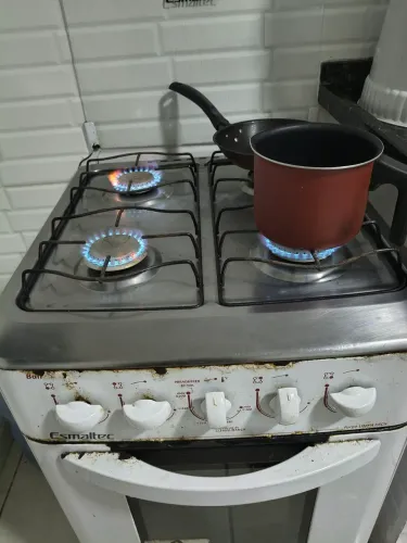 Fogão 4 bocas 