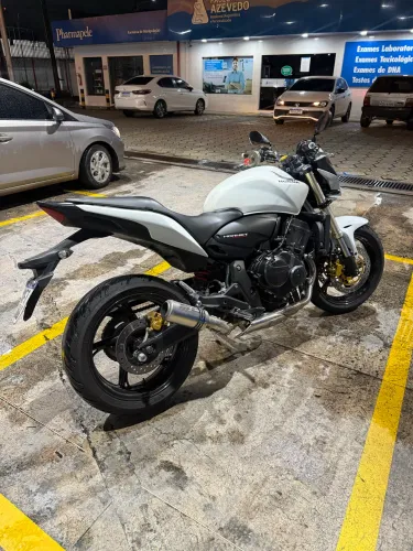 Hornet 600