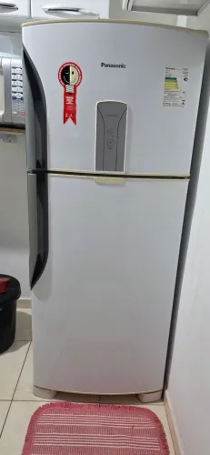 Geladeira panassonic bt47