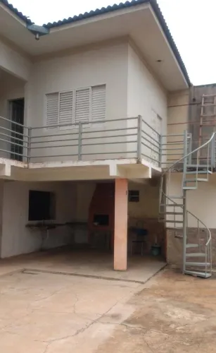 Vende-se Sobrado Comercial no bairro Nova Várzea Grande