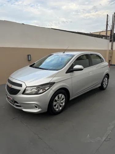 Chevrolet Onix JOY Hatch 1.0 8V Flex Mec. 4P 2019