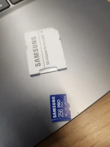Micro cartão SD 256 GB Samsung pro plus