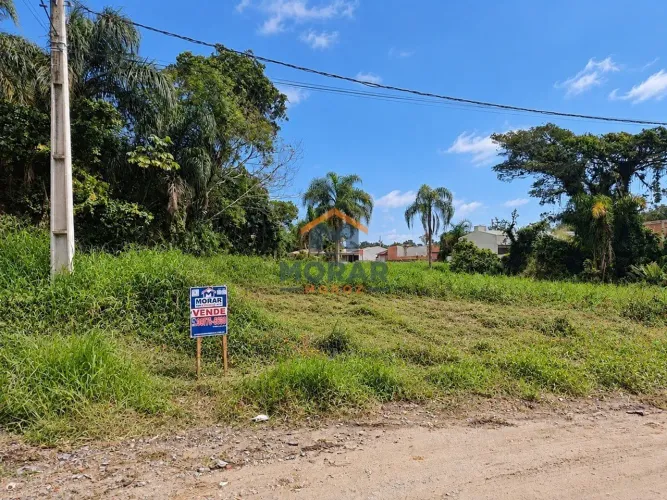 Terreno de Esquina em Praia de Leste