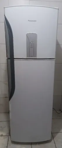 Geladeira Panasonic 