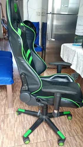 Cadeira Gamer leia anúncio