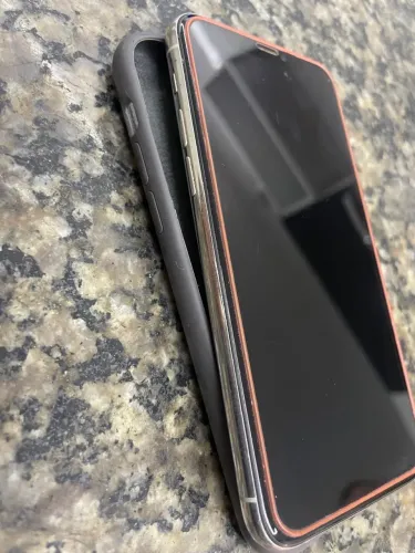 Vende-se iPhone 
