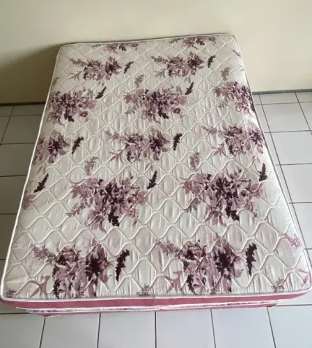 Vendo Colchão Casal Unibox Soft Pluma 1,38x1,88m