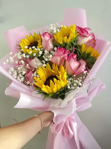 Buquê e ramalhete de rosas naturais ?
