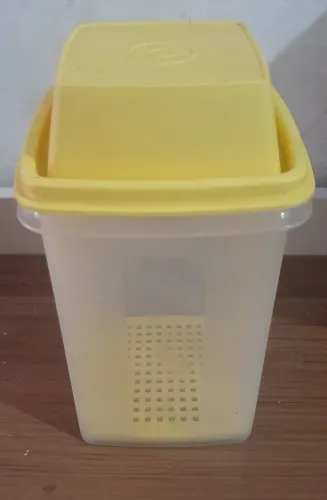 Porta azeitonas - serve e conserva tupperware