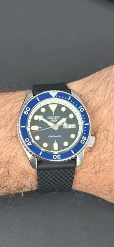 Seiko 5 Sports SRPD71