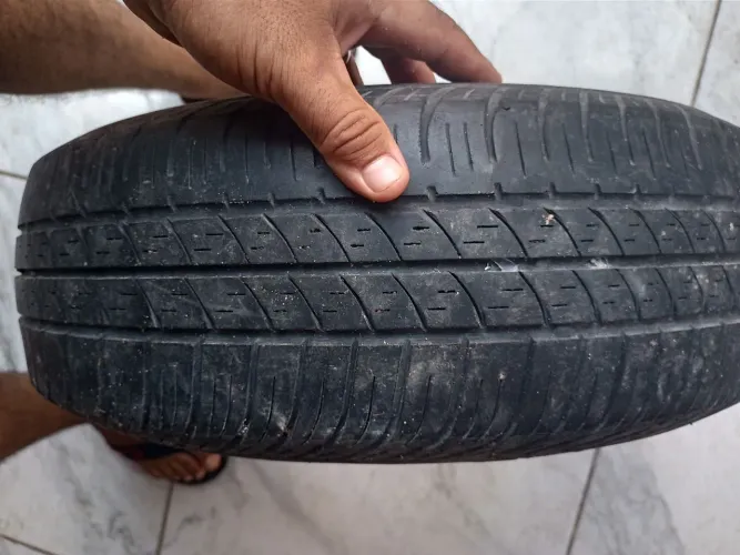 Pneu Pirelli 175/65 aro 14