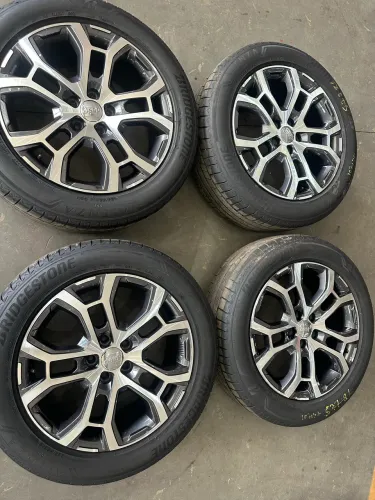 Rodas aro 18 Jeep compass,commander,renegade e Fiat toro+ pneus Bridgestone 