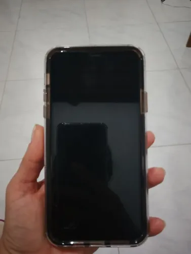 Iphone 11 pro Max ótimo estado.