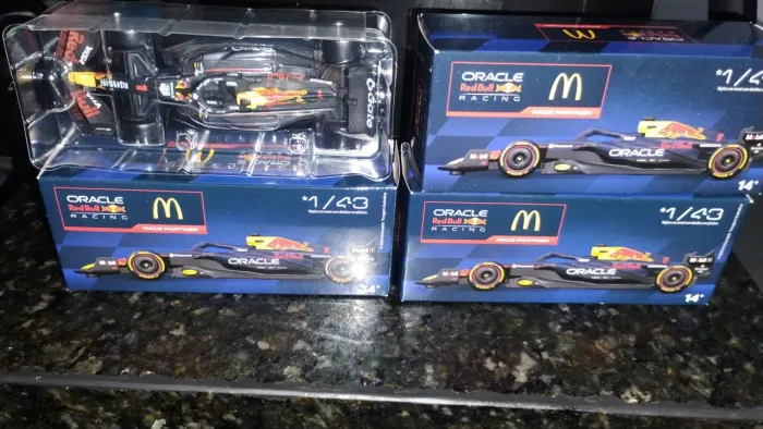 Vendo carrinho fórmula 1